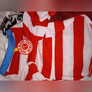 Dog t-shirt by where's Waldo